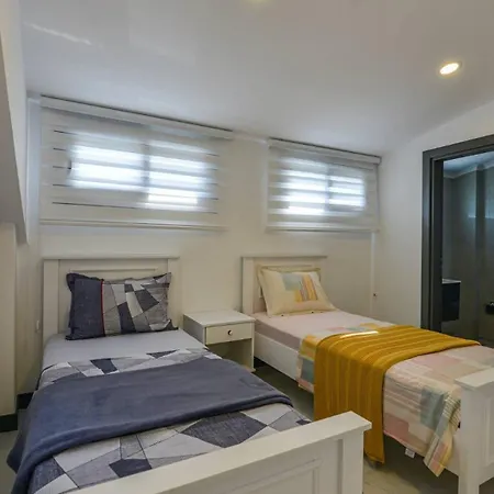Вилла Oludeniz 4 Bedroom 2404 Фетхие