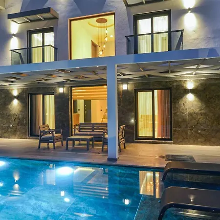 Villa Oludeniz 4 Bedroom 2404