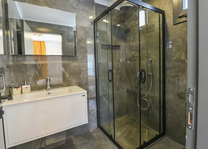 Oludeniz 4 Bedroom 2404 Villa Fethiye