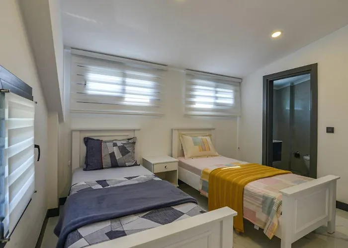 Вилла Oludeniz 4 Bedroom 2404 Фетхие