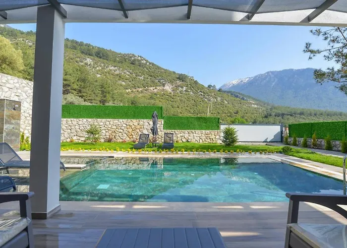 Oludeniz 4 Bedroom 2404 Фетхие