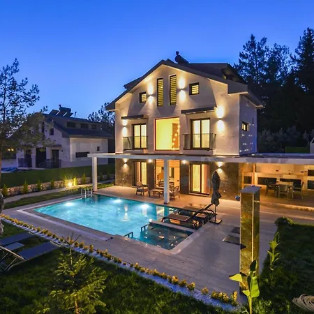 Oludeniz 4 Bedroom 2404 * 페티예